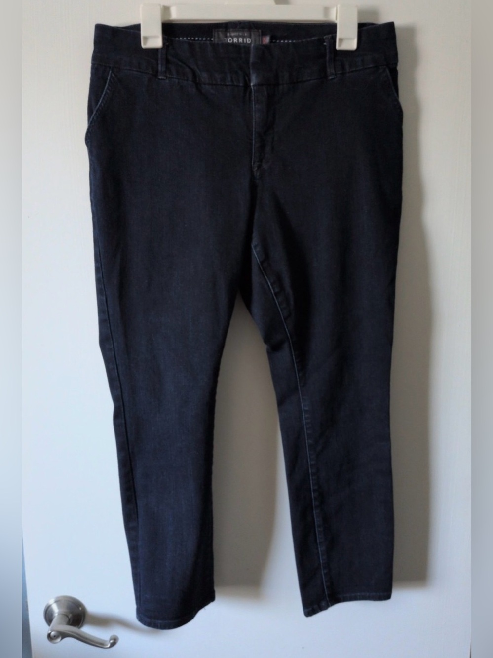 Women’s Torrid Dark Ankle Trouser Jeans 12
